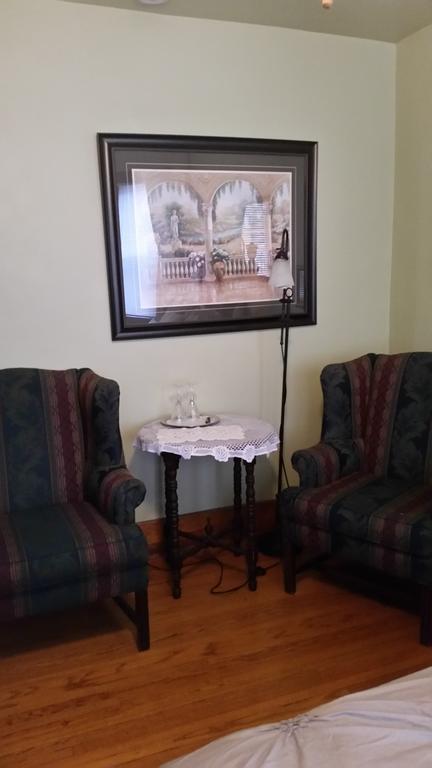 Glen Mhor Bed & Breakfast