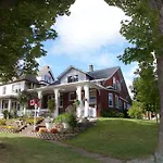 Glen Mhor Bed And Breakfast
