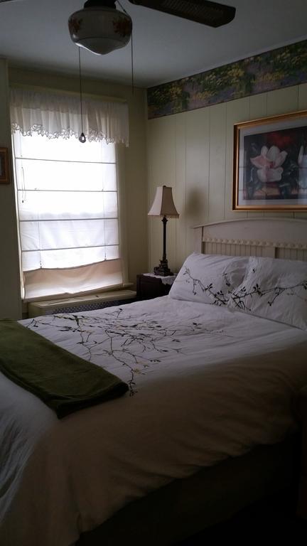 Glen Mhor Bed & Breakfast Niagara Falls